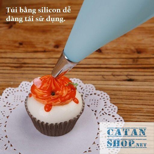 Hộp 32 đui bắt bông kem kèm chốt và túi đựng kem trang trí bánh GD230-BatKemLL