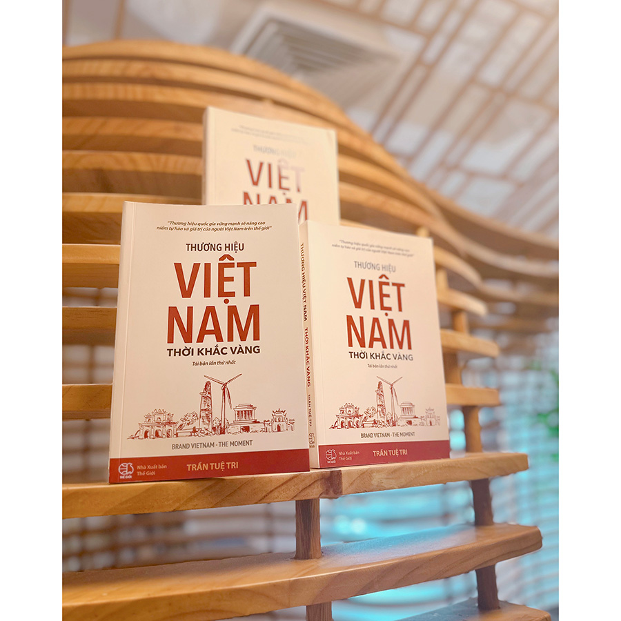 Thương hiệu Việt Nam - Thời khắc vàng (BRAND VIETNAM THE MOMENT) - Bìa Mềm