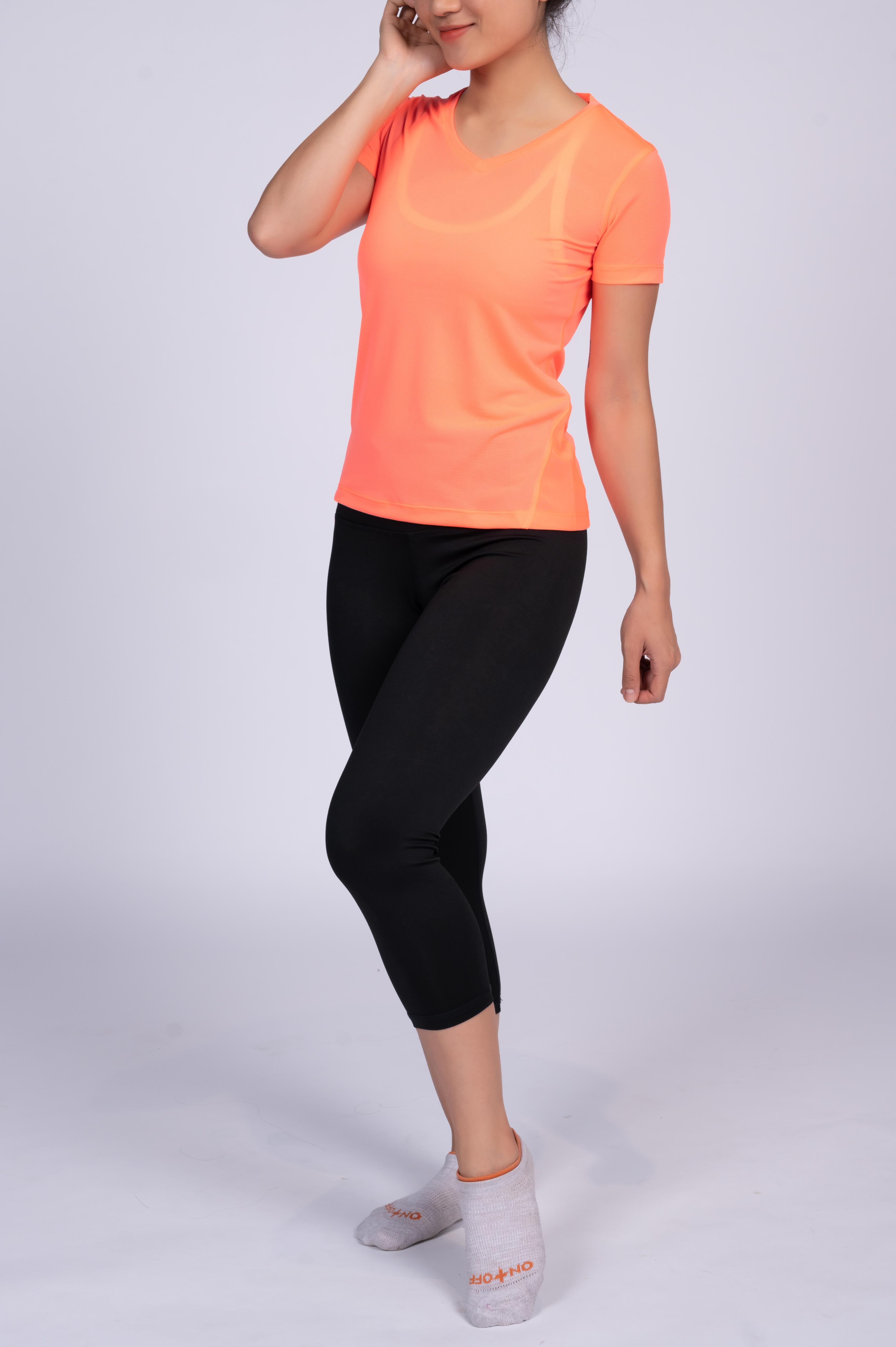 Áo Thun Thể Thao Cổ Tim Tập Gym, Yoga Thấm Hút Mồ Hôi CH009