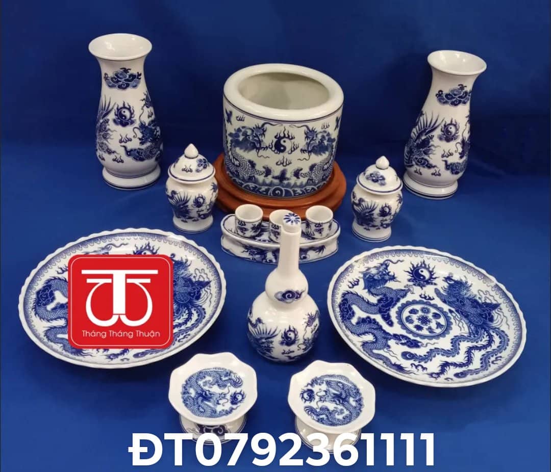 BỘ BÁT HƯƠNG VẼ RỒNG ĐẾ GỖ HƯƠNG