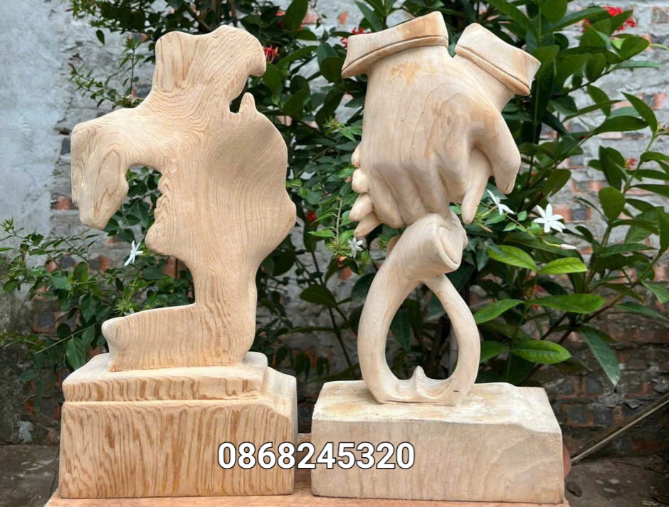 Combo cặp tượng phu thê viên mãn và Tượng đôi bàn tay hạnh phúc băng gỗ ngọc am thơm nức kt 30×15×7cm