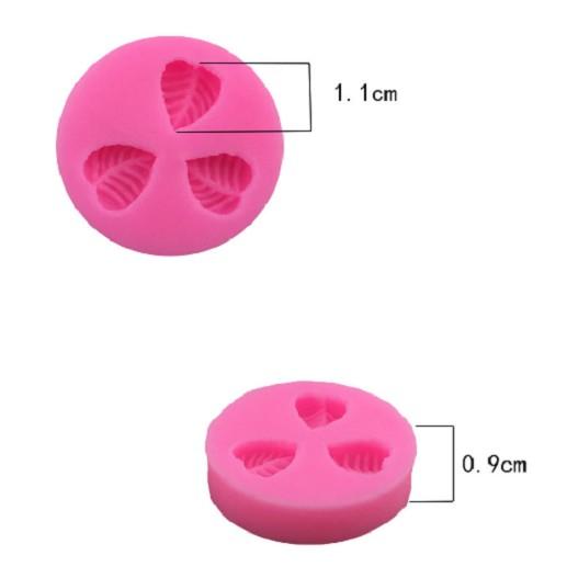Khuôn silicon 3d làm bánh làm rau câu mẫu 3 lá hình tim