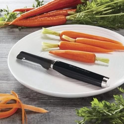 Dụng cụ gọt vỏ Kitchenaid KCG112OHOBE Euro Peeler màu đen hàng chính hãng