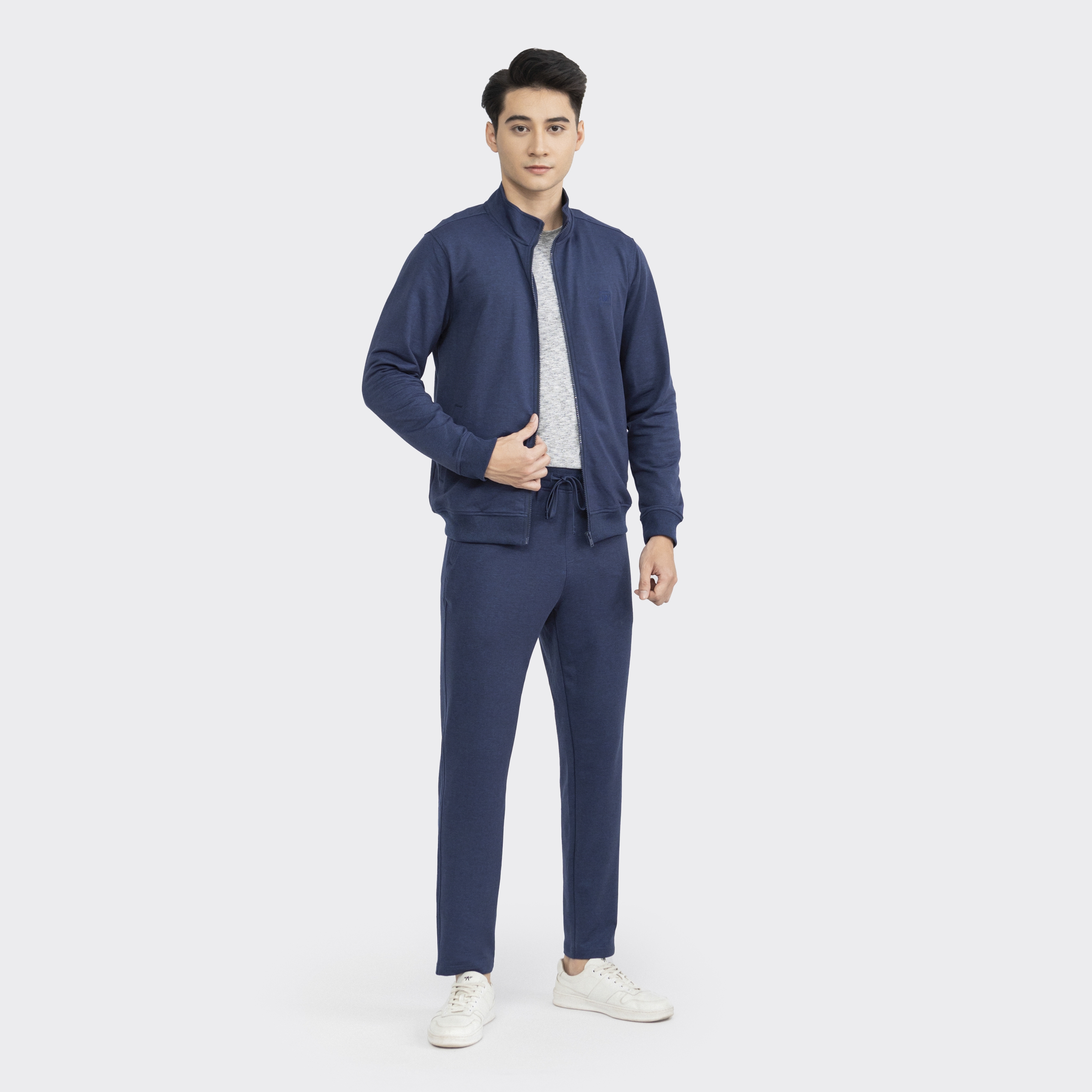 Bộ nỉ thu đông Cotton khóa kéo tiện lợi, thiết kế thể thao năng động Aristino Insidemen ALH002W2 - M