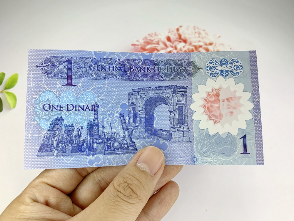 Tiền 1 Dinar của Libya ở châu Phi , tiền Polyme , tặng phơi nylon bảo quản tiền