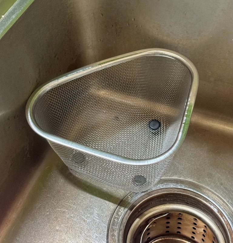 Rổ góc inox hình tam giác có chân đế Echo Metal - Hàng nội địa Nhật Bản nhập khẩu chính hãng
