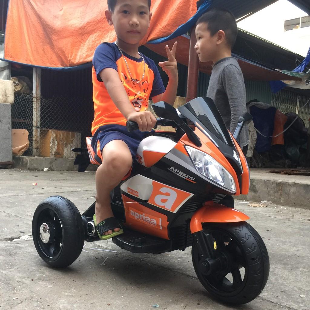 Xe máy điện trẻ em 3 bánh GP-5189 moto đạp ga cho bé vận động ngoài trời (Đỏ-Cam-Xanh dương-Xanh lá)