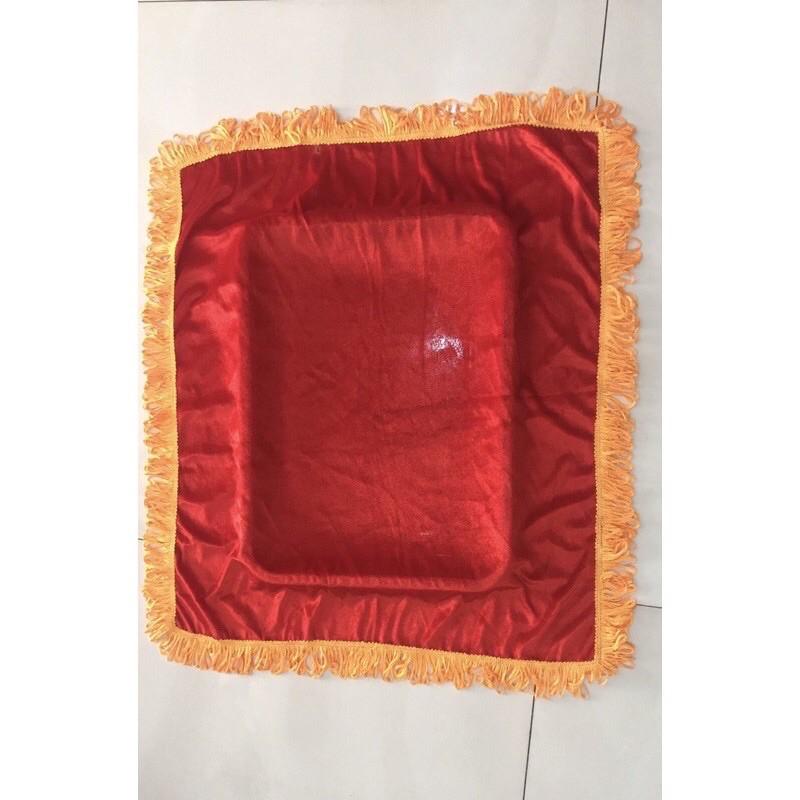 Khăn phủ khay tua vàng cắt băng khánh thành kích thước 50x70cm