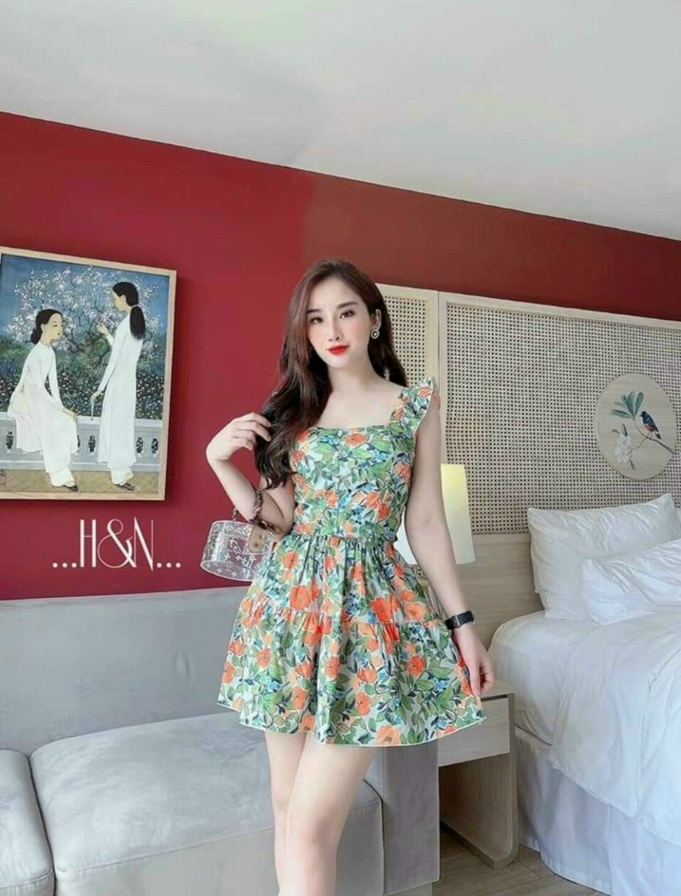 Đầm lụa hoa nút cài sang trọng
