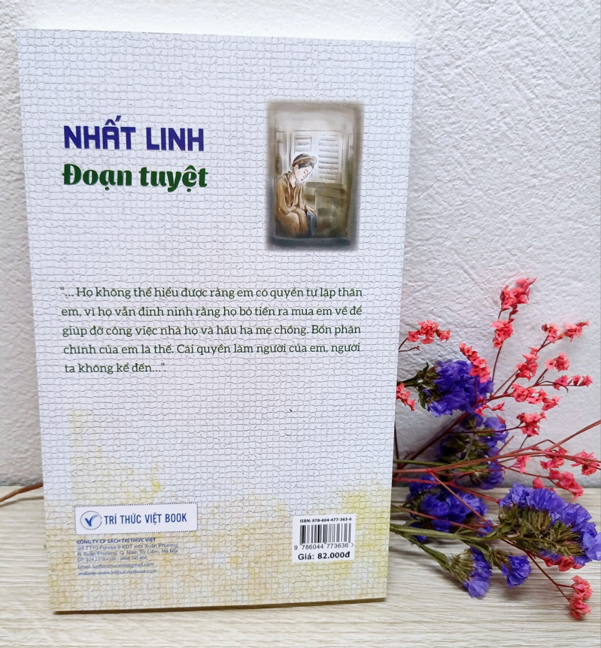 Sách văn học: Nhất Linh - Đoạn tuyệt