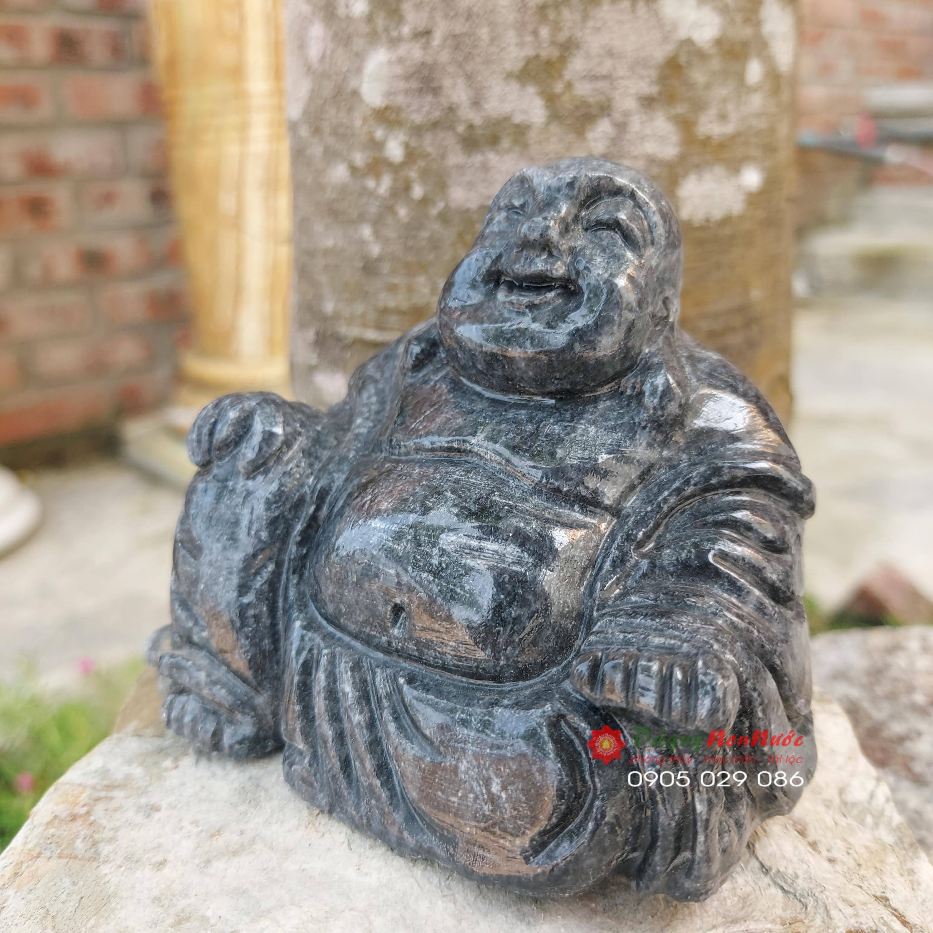 Tượng Phật Di lặc đá đen - đá Non Nước