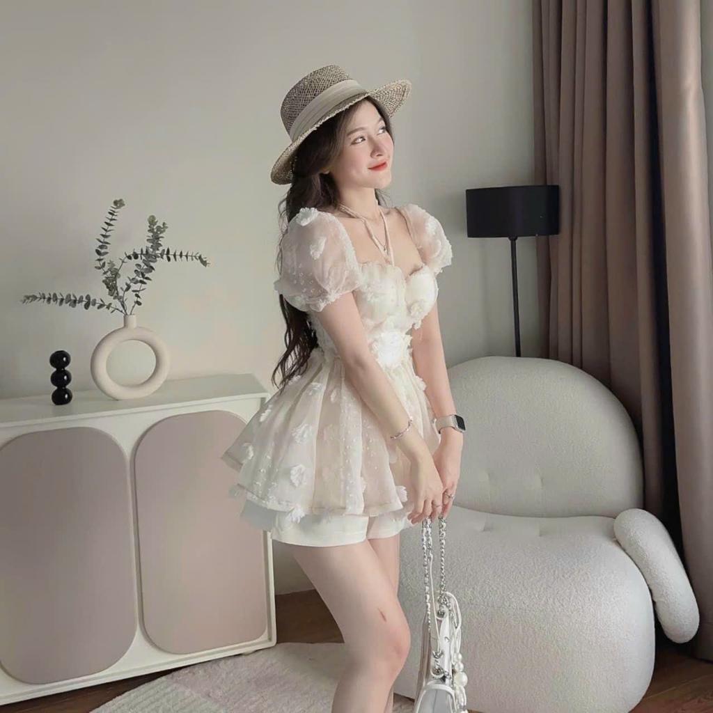 Sét bộ xô bông nổi áo vạt xoè cổ phối dây mocking thân sau kèm quần ngắn