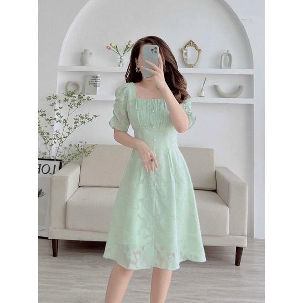 Đầm xếp ly ngực phối cúc ngọc