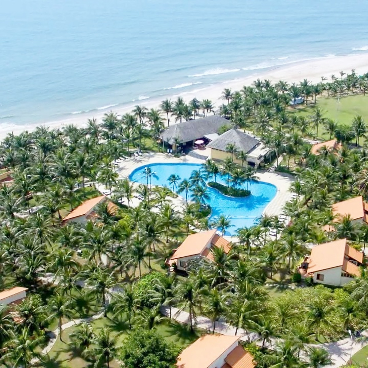 Pandanus Resort 4* Phan Thiết - Buffet Sáng, Hồ Bơi, Bãi Biển Riêng, Voucher Giá Tốt, Khách Sạn Mũi Né, Và Nhiều Ưu Đãi Hấp Dẫn