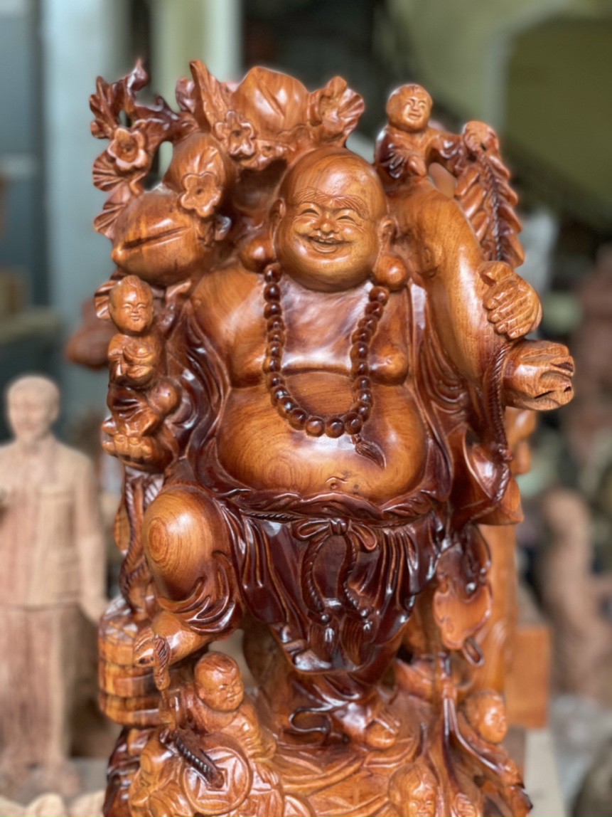 Tượng phật di lặc ngũ phúc vác cành đào bằng gỗ hương đá tô làm mầu giả cổ kt cao 60×24×14cm