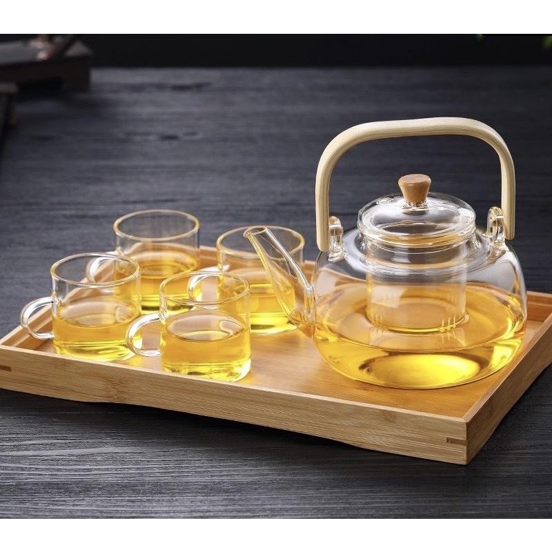 Bộ ấm chén thủy tinh tay gỗ cao pha trà 900ml kèm khay gỗ