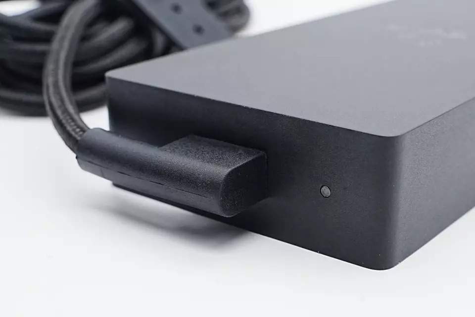 Sạc 330W 280W GaN Power Adapter Charger Fit for Razer Blade 18 16 17 (RTX 4090 40...RAZER Blade 18/i9-14900HX) - hàng nhập khẩu