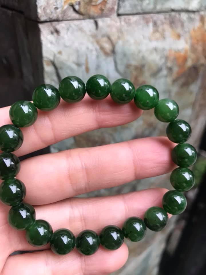 VÒNG TAY NỮ XANH HY VỌNG 9,5MM ĐÁ NGỌC JADE HAY GỌI ĐÁ NGỌC BÍCH LOẠI ĐẸP XINH TAY MỆNH MỘC HỎA ĐEO SANG