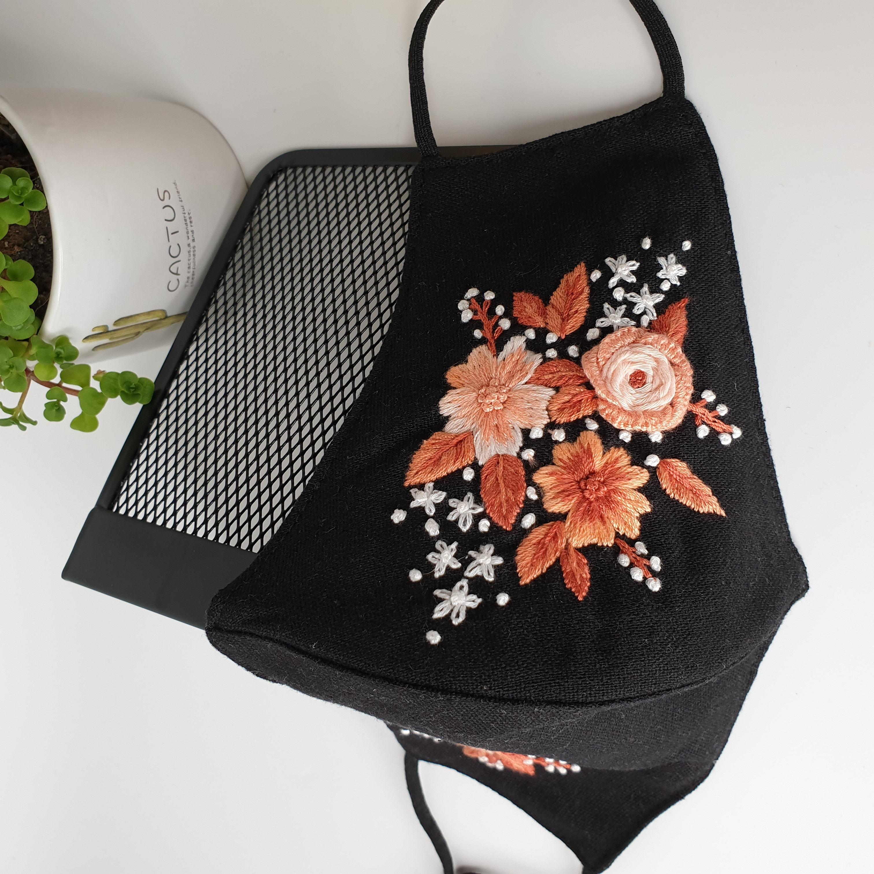 Khẩu trang thêu tay vải linen JL189X