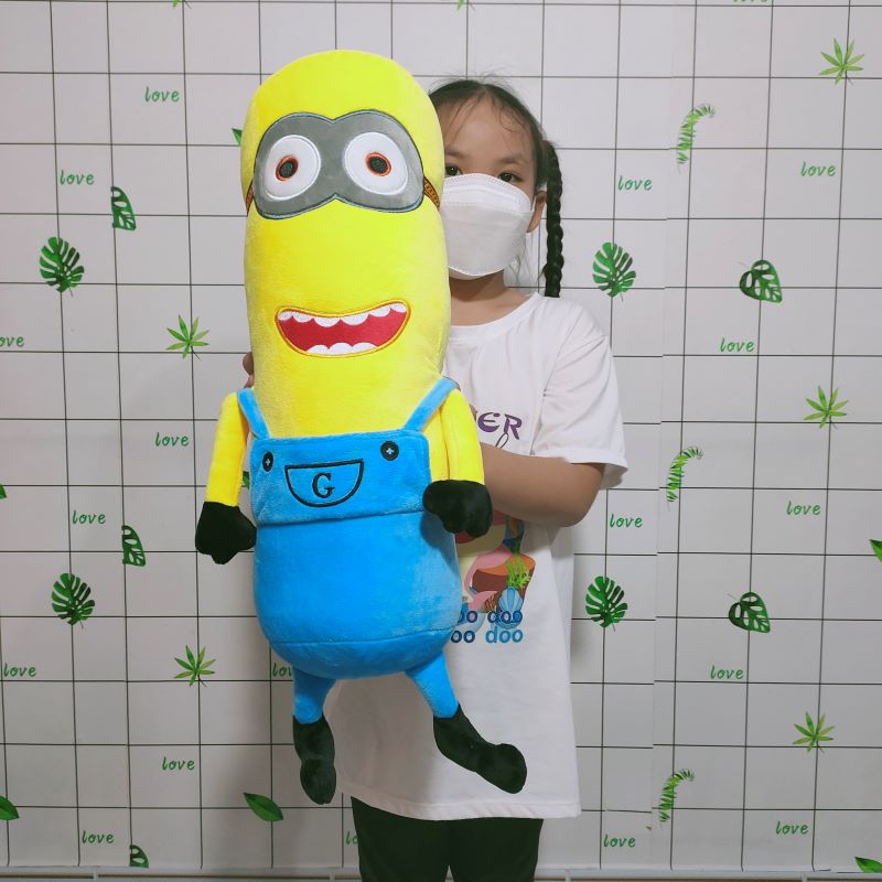 GỐI ÔM MINION VẢI NHUNG MỊN CAO CẤP CHO BÉ 2 TUỔI