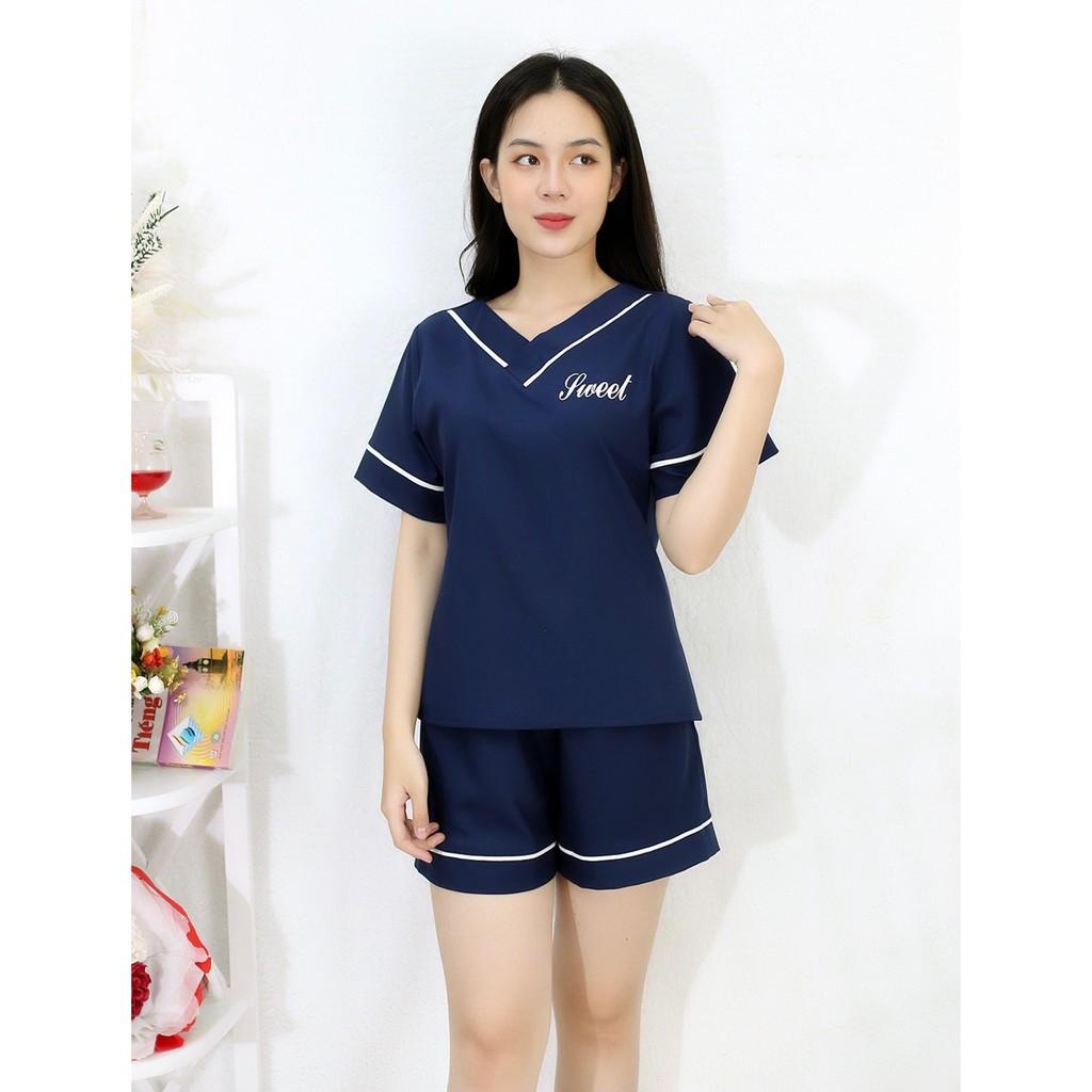 Bộ đồ ĐÙI ÁO CỔ TIM màu xanh đen
