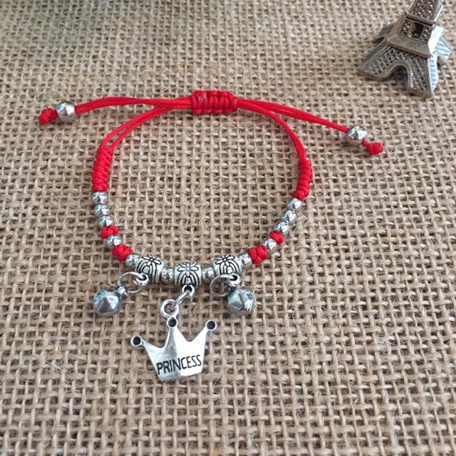 Vòng tay HandMade dây đỏ vương miện