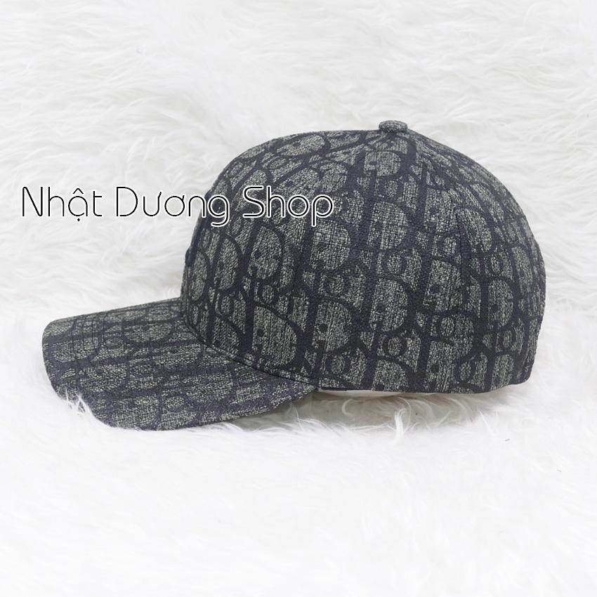 Mũ lưỡi trai, Nón kết thêu chữ D'- Chất liệu vải cotton cao cấp, có may tem phía trong phù hợp cho giới trẻ hiện nay.