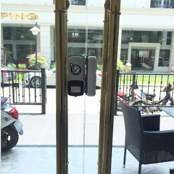 Khóa thẻ từ cửa kính Evernet LH300GS