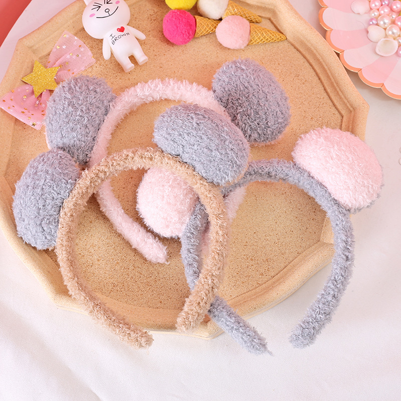 Cài Tóc Tai Gấu Pom Pom Siêu Cute