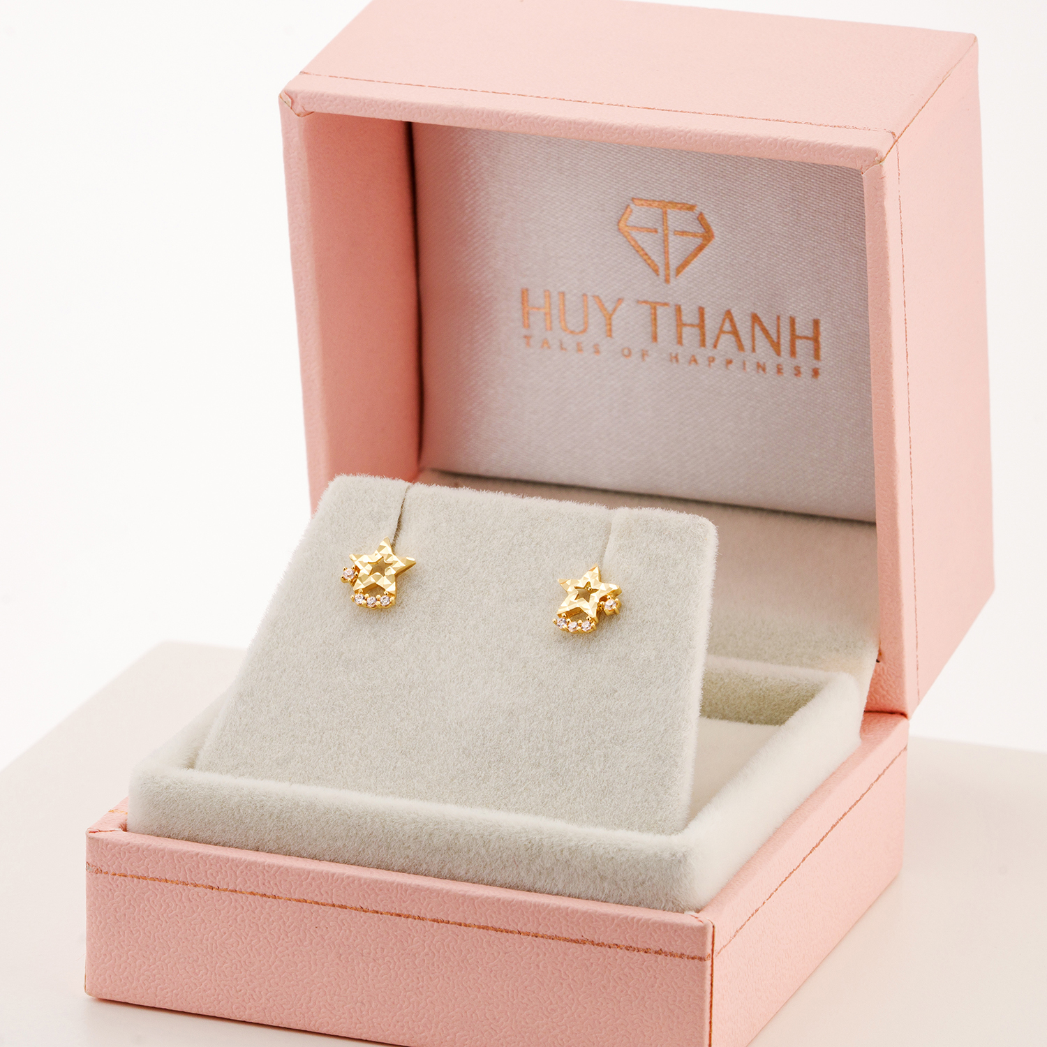 Bông Tai Nữ Hoạ Tiết Hình Ngôi Sao Năm Cánh May Mắn Vàng 14K BTAM127 Huy Thanh Jewelry