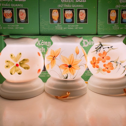 Đèn xông tinh dầu gốm trắng hoa văn mini