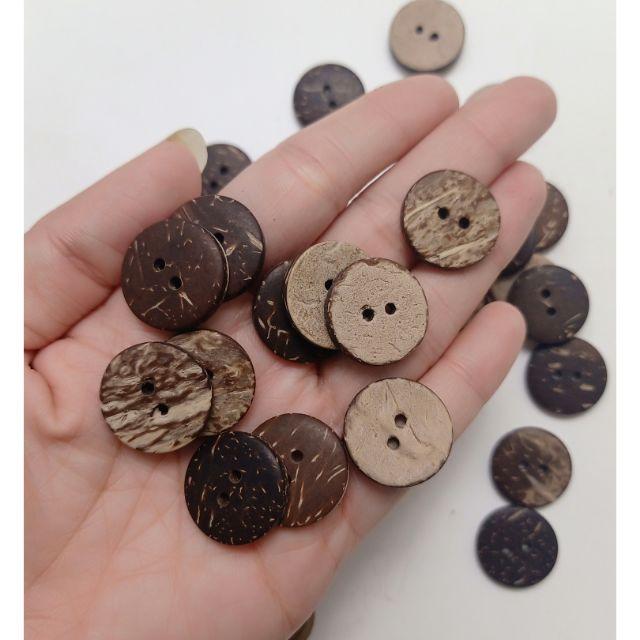 Set 50 cúc gỗ dừa 2cm