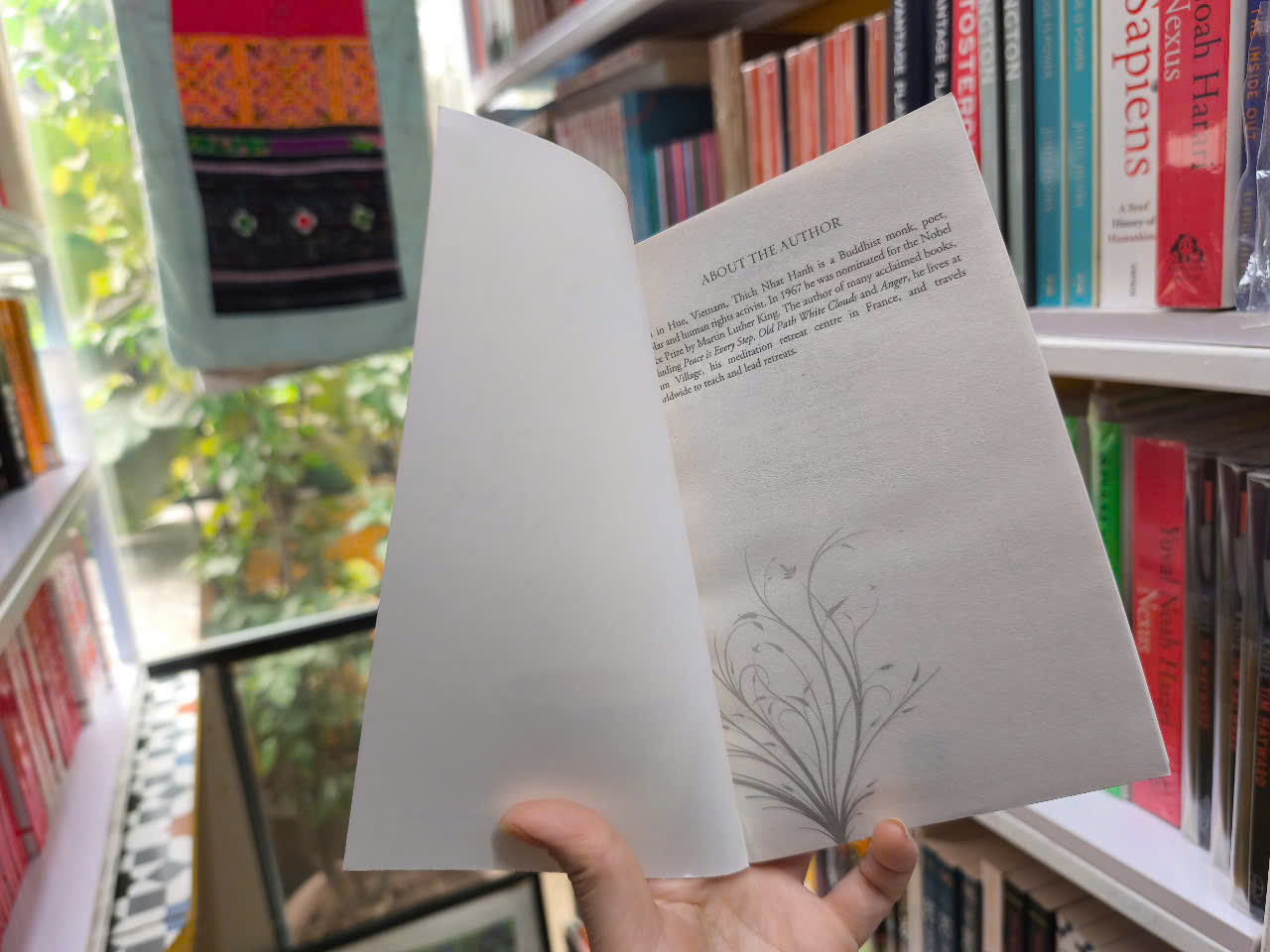 Sách - The Miracle of Mindfulness by Thích Nhất Hạnh