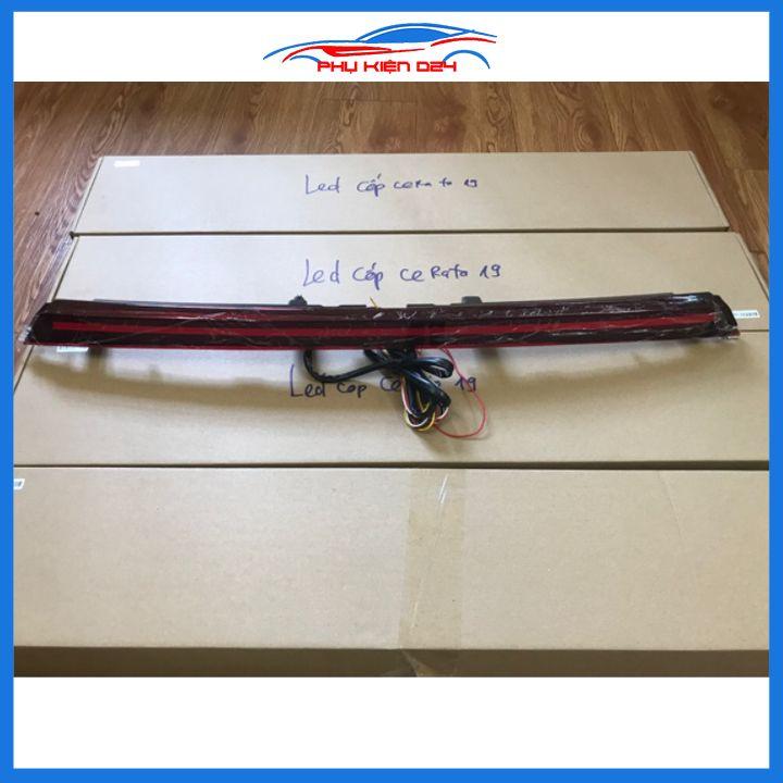 Ốp tay cốp sau có đèn led Cerato 2019-2020 ánh sáng đỏ trang trí xe