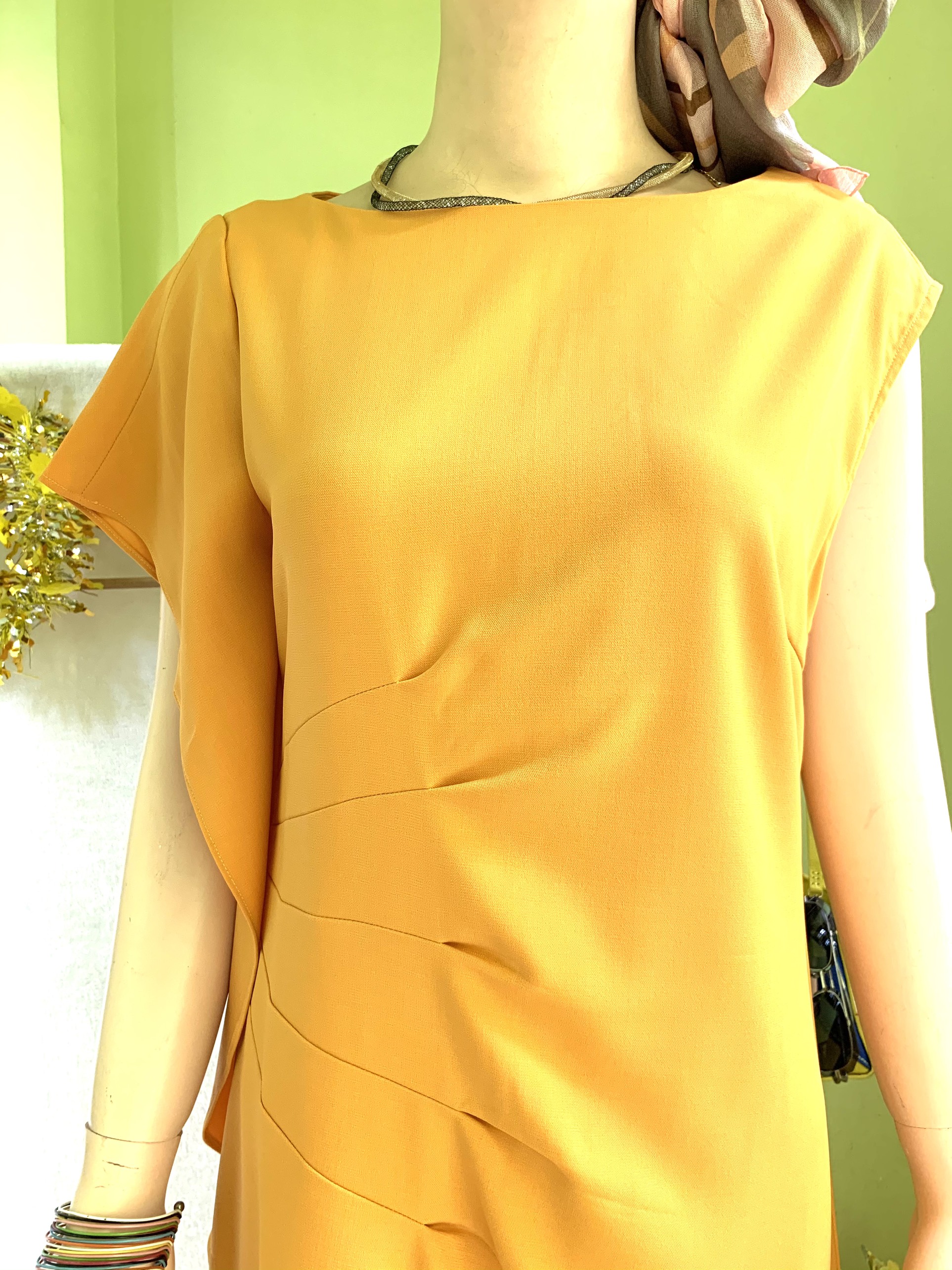 Đầm dự tiệc lệch vai tay cánh tiên xinh xắn