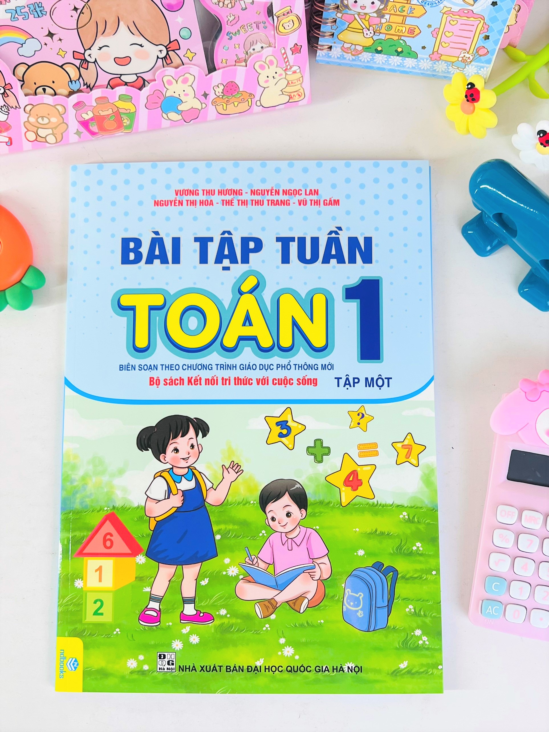 Sách - Bài Tập Tuần Toán 1 - Biên soạn theo chương trình GDPT mới - Ndbooks