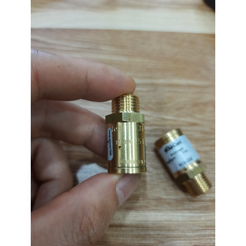 Bộ Điều Chỉnh Áp Suất Aircom Pressure Regulator R13-02E Origin: Germany