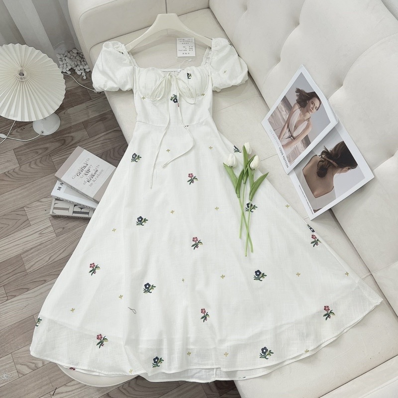 Đầm maxi cổ vuông hở lưng hoa nhí