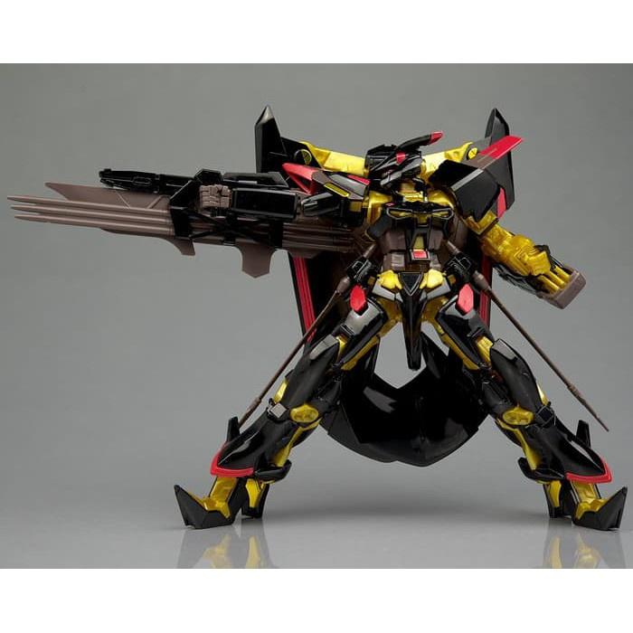 Mô Hình Gundam HG 59 Gold Astray Amatsu Mina