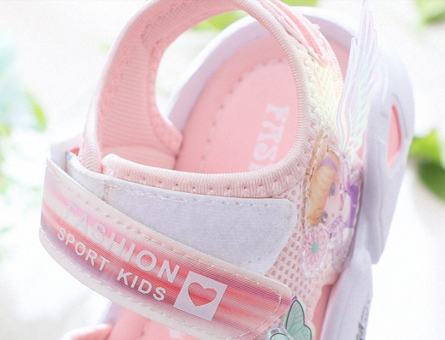 Sandal cho bé gái - giày đi học bé gái ( in hình công chúa ) QN107