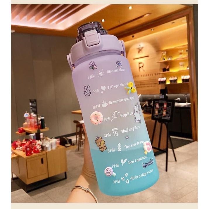 Bình Đựng Nước 2L Dễ Thương Có Vạch Báo Giờ Uống Nước