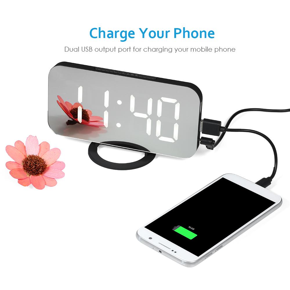 Đồng hồ báo thức kỹ thuật số