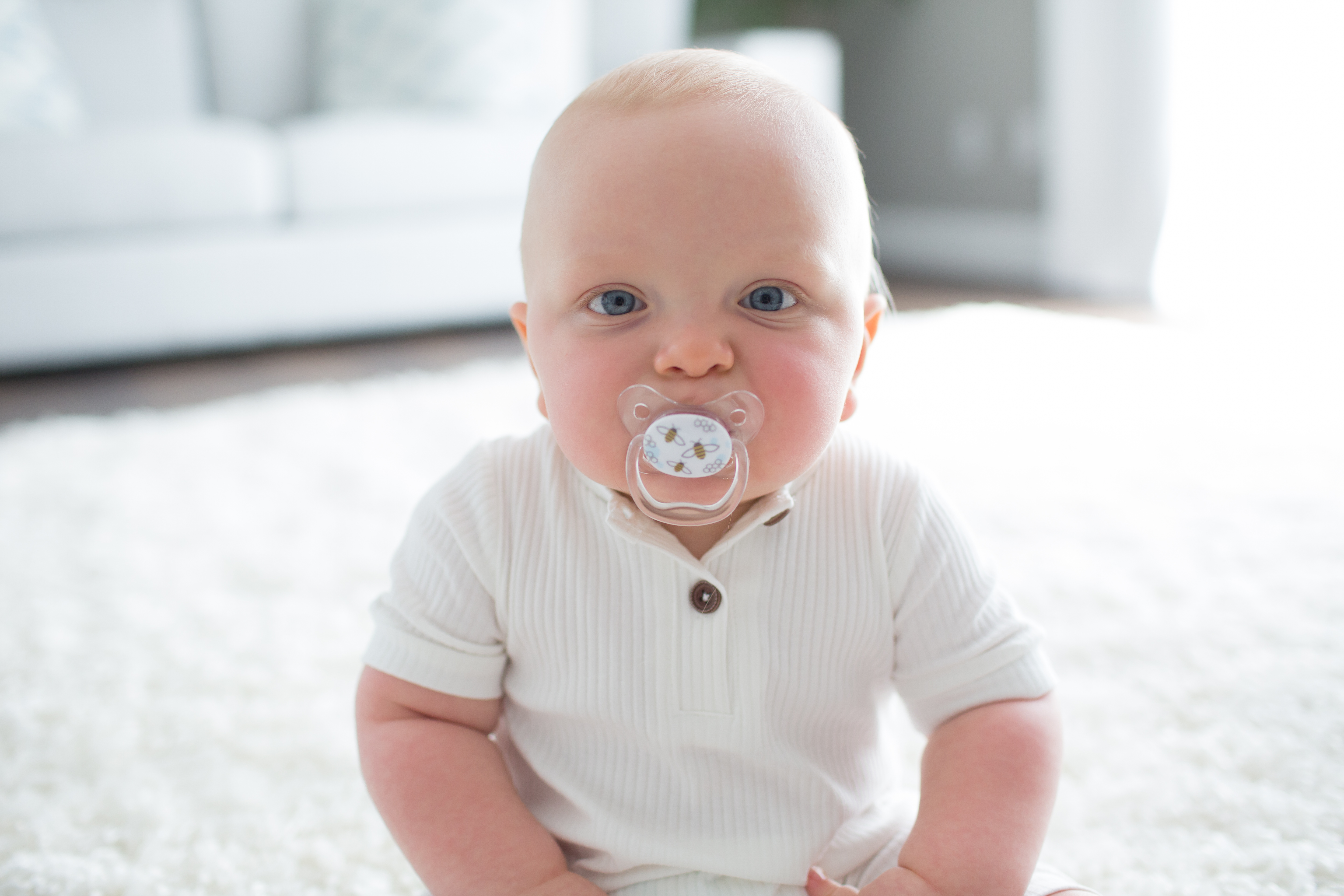 [ PV21404 ] Ty ngậm hỗ trợ chống đột tử/chỉnh nha/chống vẩu Dr.Brown's Prevent hoạ tiết con Ong ( 6-18m )