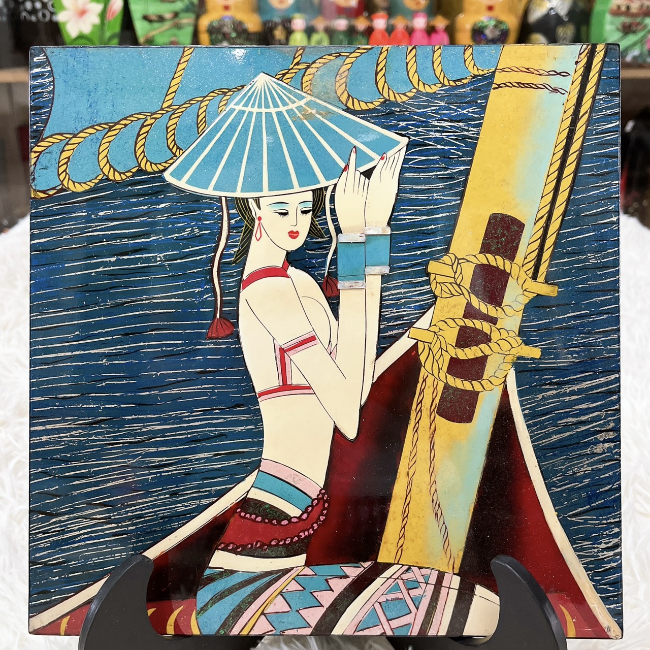 Tranh Cách Điệu Cô Gái Sơn Mài Cao Cấp Thanh Bình Lê