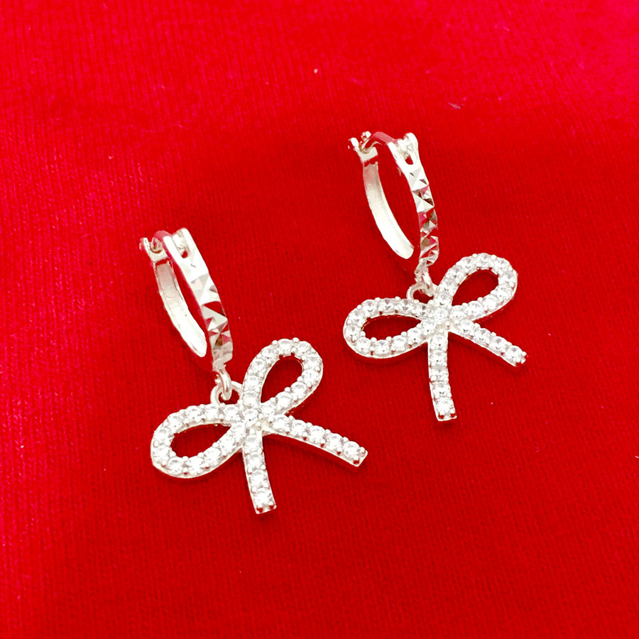 Bông tai nữ hình lơ bạc ta dáng dài gắn đá cobic trắng cao cấp trang sức Bạc Quang Thản - QTBT107