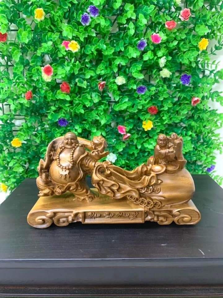 Tượng Phật Di Lặc Kéo Bao Để Trên Xe Ô Tô Nơi Làm Việc - Gỗ Bách Xanh ngang 20cm