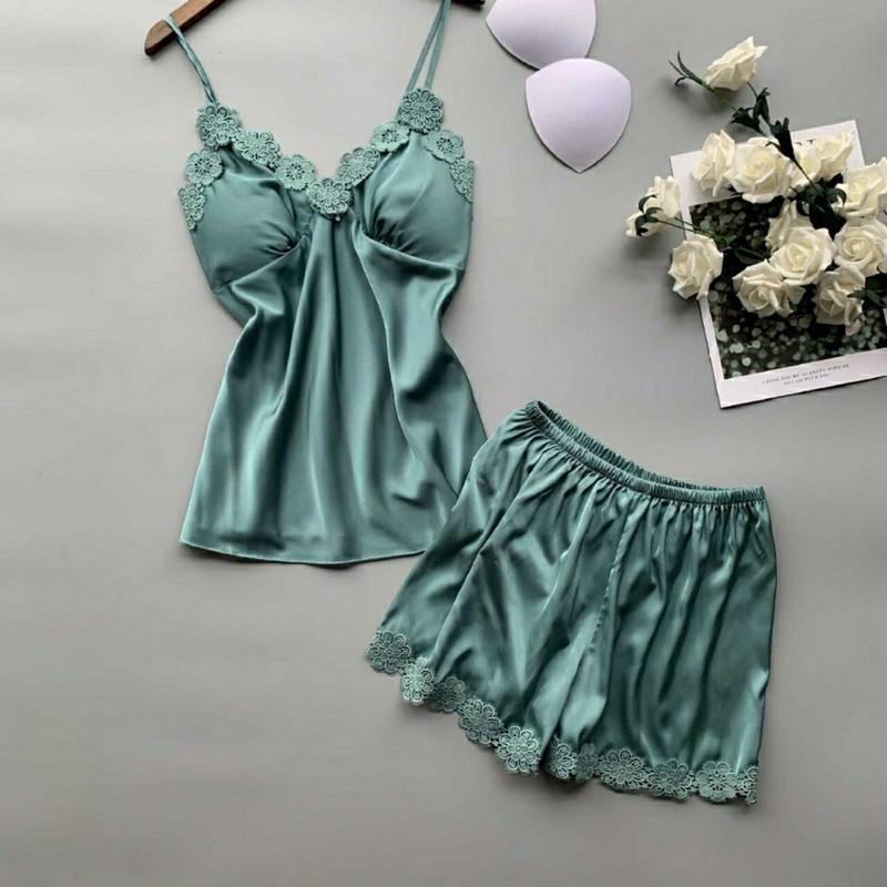 Bộ ngủ Lụa phối ren bèo kèm mút ngực cao cấp