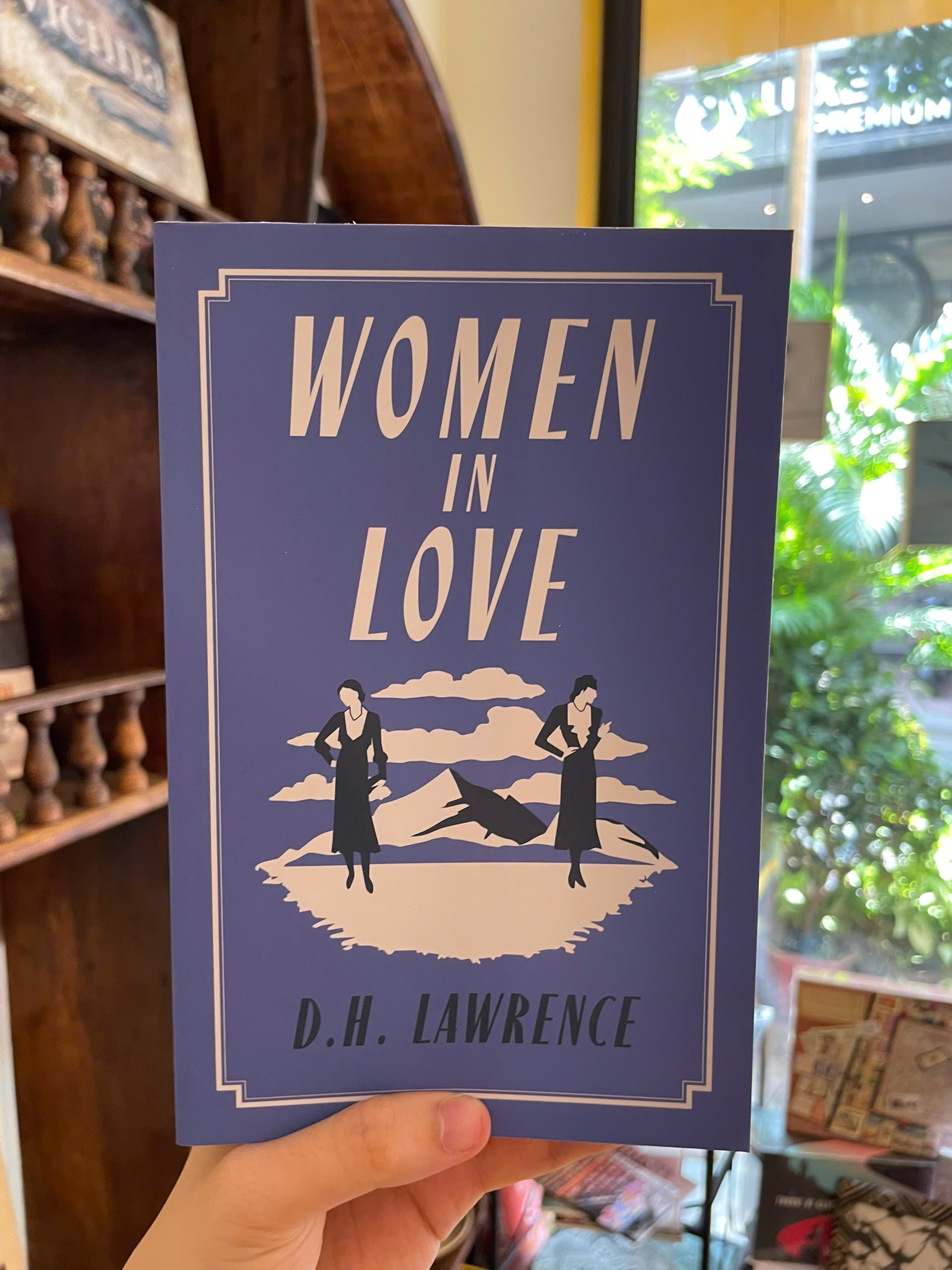 Sách - Women in Love by D.H. Lawrence - Classics/Fiction/Literature book in English - Ngoại Văn