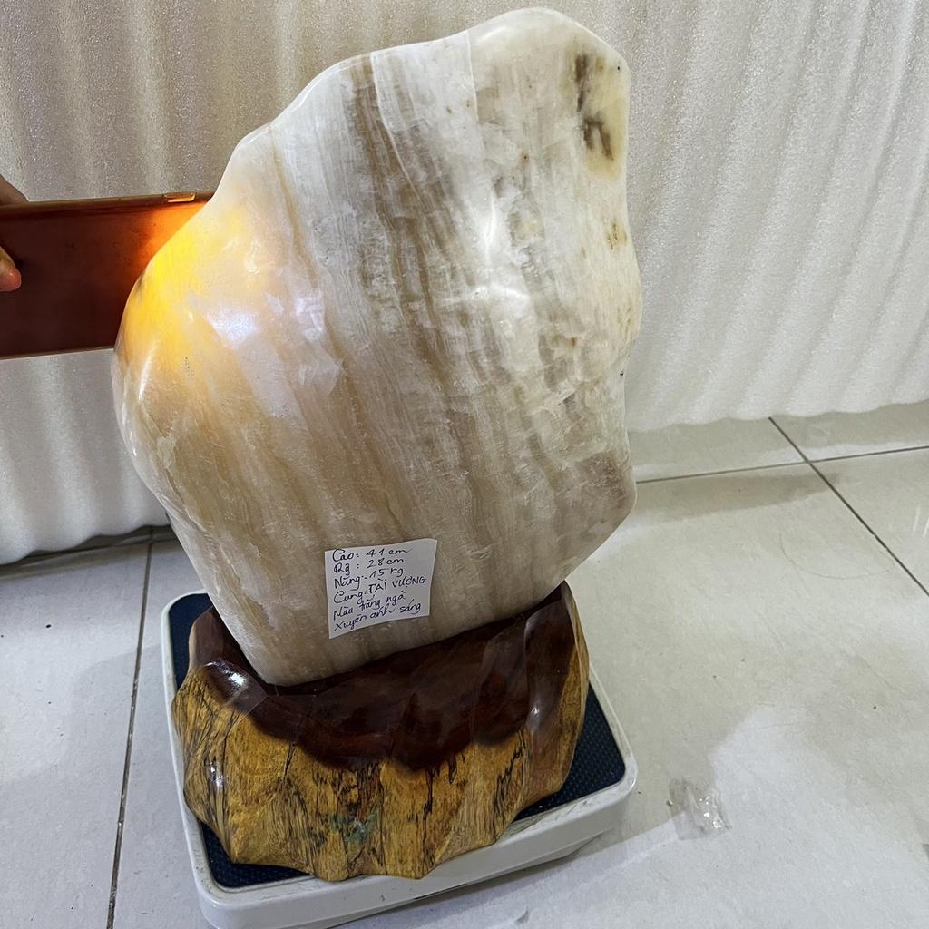 Cây đá phong thủy vân trắng cao 44 cm nặng 15 kg cho mệnh THỦY VÀ KIM