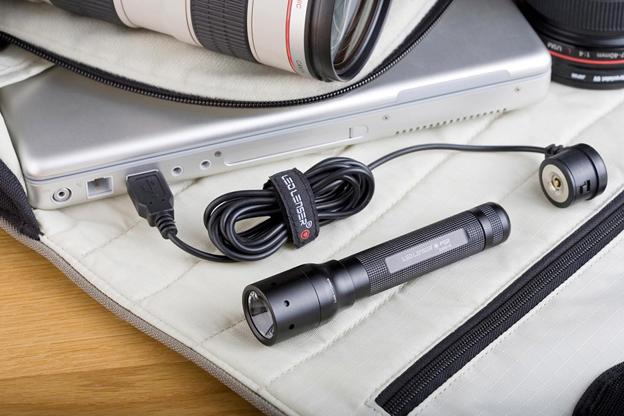 Đèn Pin P5R.2 270 Lumens LED LENSER LLP5R2